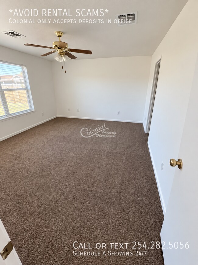 Building Photo - 5207 Holster Dr