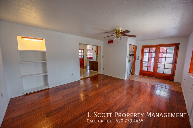 Building Photo - 3508 W Orchid Ln