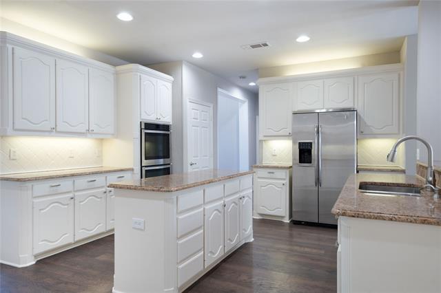 Building Photo - 209 Timber Lake Dr