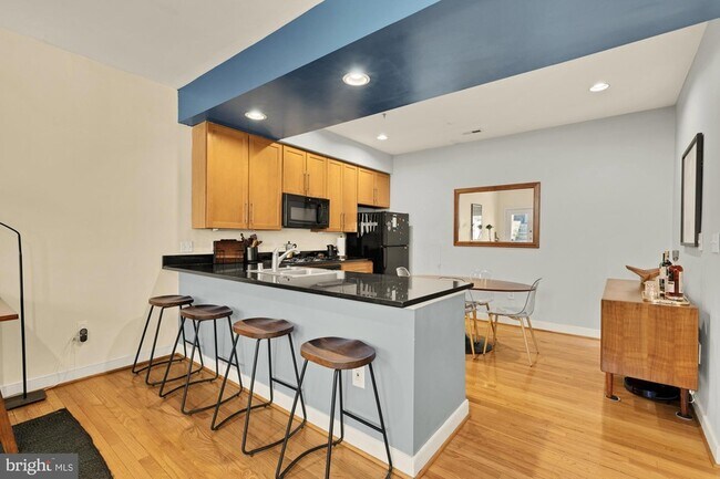 Building Photo - 2363 Champlain St NW