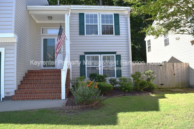 Building Photo - 1125 Lady Ashley Dr