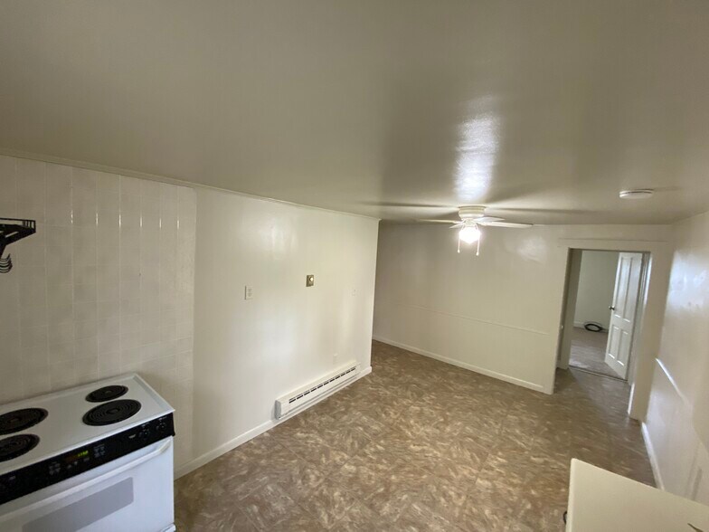 Kitchen #3 - 12 Stoltzfus Ln