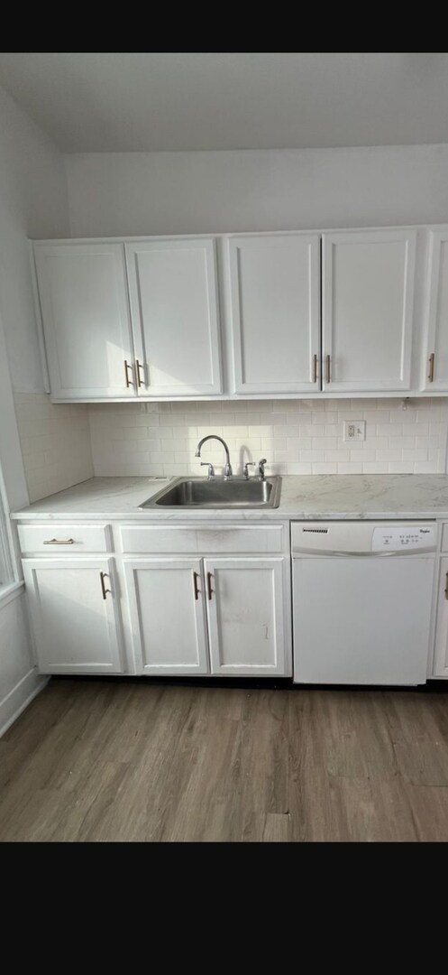 Building Photo - 3914 W 21st St