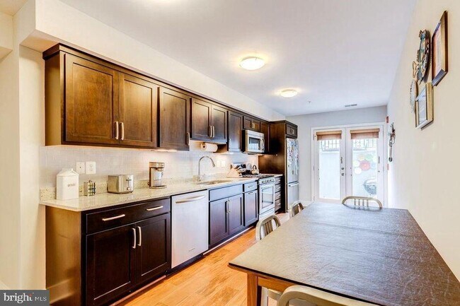 Building Photo - 3465 14th St NW