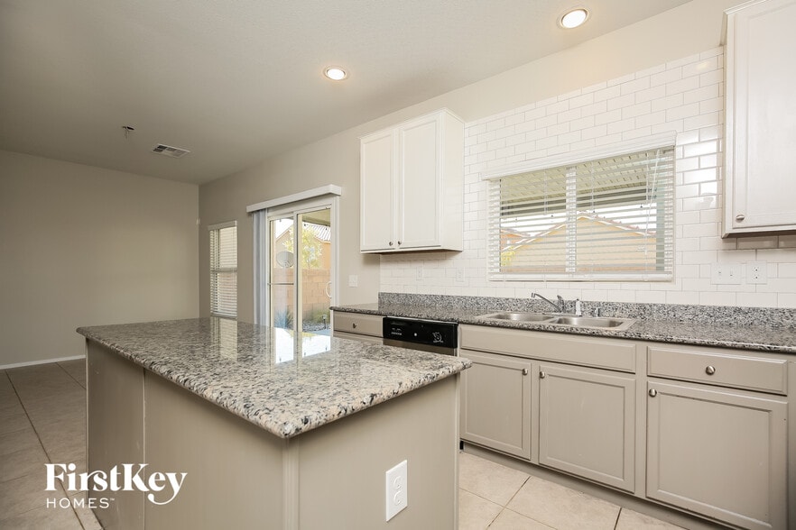 Building Photo - 9955 Sea Fog Ct