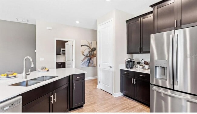 Building Photo - 5038 Barnet Dr