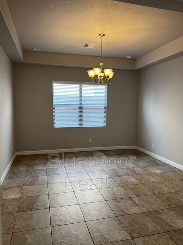 Building Photo - 7312 Valle Cantero Ln NW