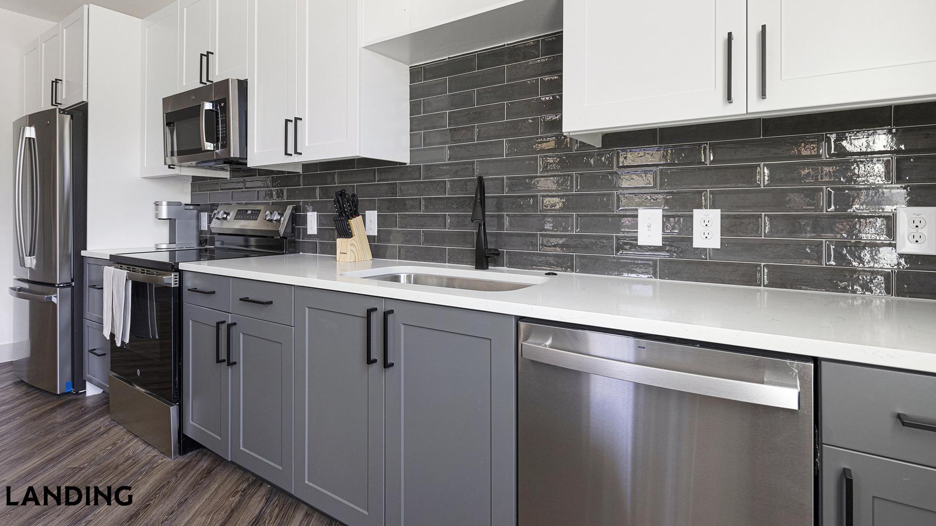 Building Photo - 18111 La Cantera Terrace
