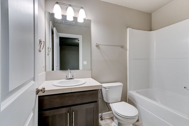 Primary Photo - HOLIDAY RENT CONCESSION WITH APPROVED APPL...