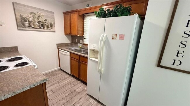 Building Photo - 250 Mill Creek Pl