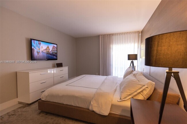 Building Photo - 210 172nd St