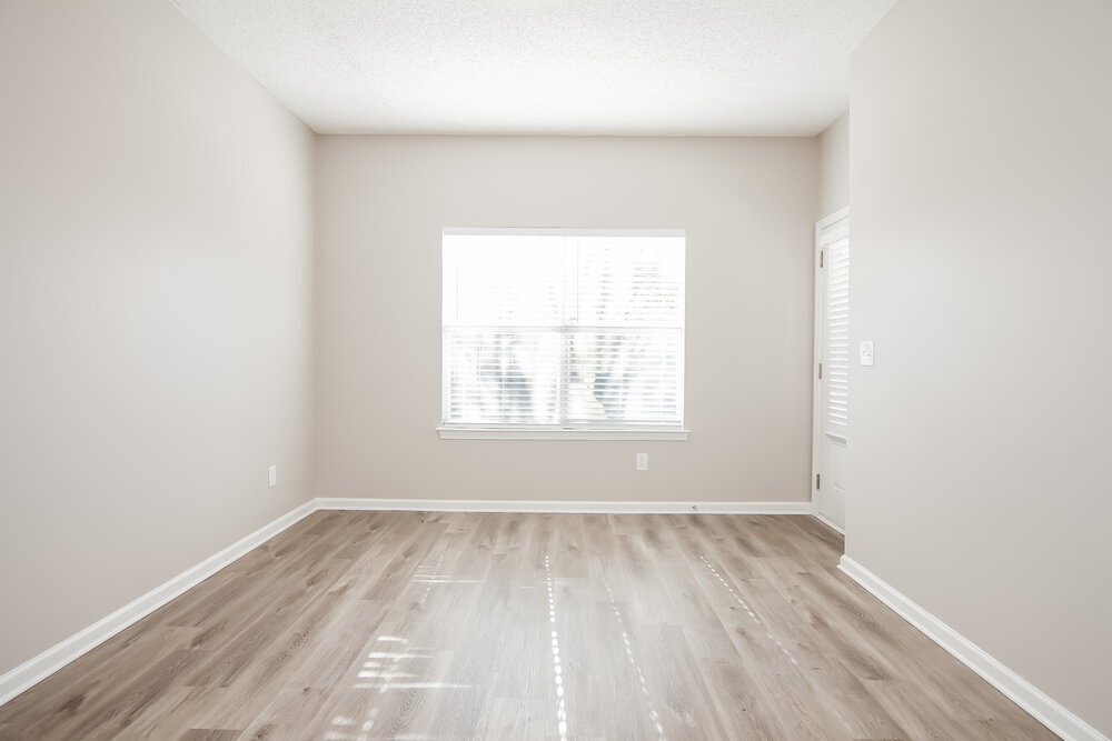 Building Photo - 150 Stillwood Dr