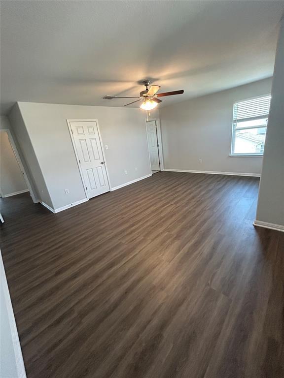 Building Photo - 343 Silver Glen Dr