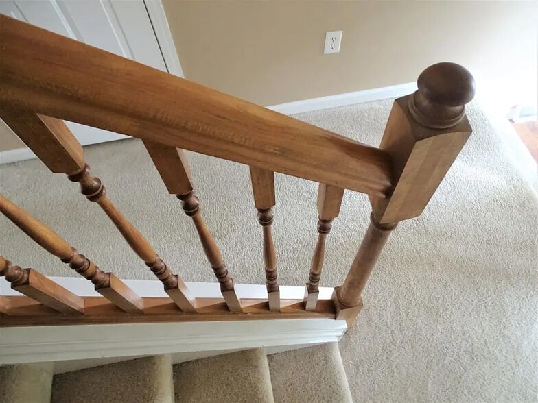 Building Photo - 6472 Lincoln Ct