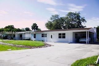 Building Photo - 3954 Coconut Cir N