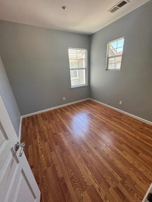 Building Photo - 159 W Saltillo Ln