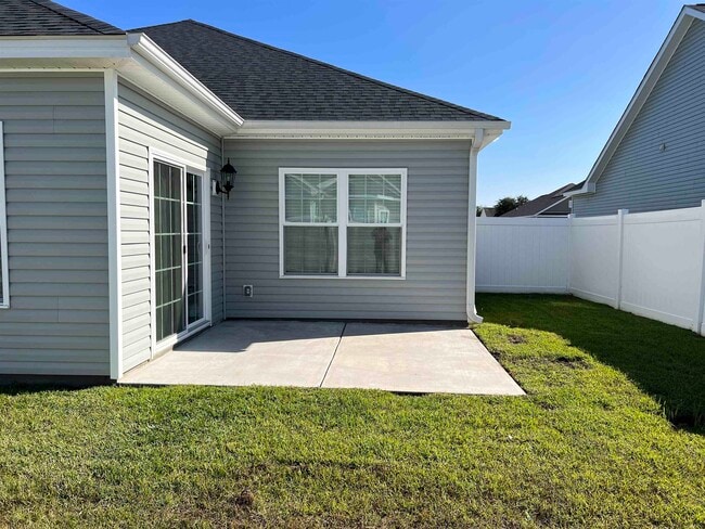 Building Photo - 711 Hobonny Lp