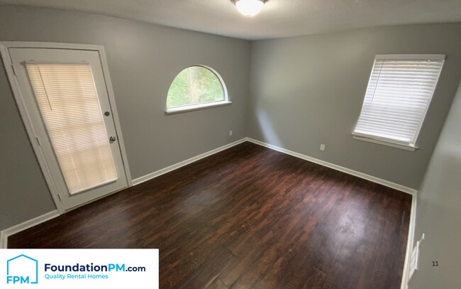 Building Photo - 2564 Lynnfield Rd