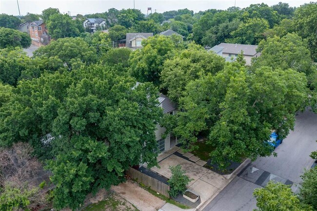 Building Photo - 2113 Glendale Pl