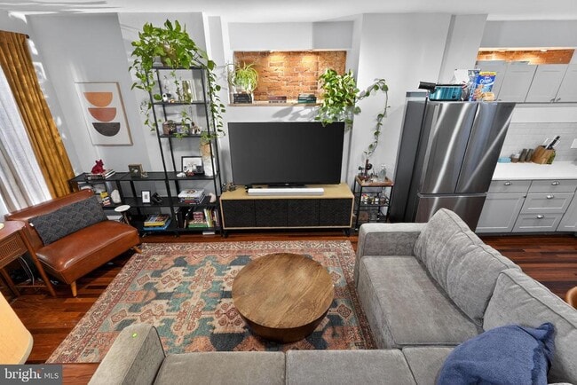 Building Photo - 1616 Webster St