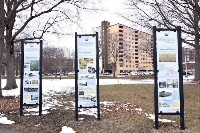 Building Photo - 2500 Mystic Valley Pkwy