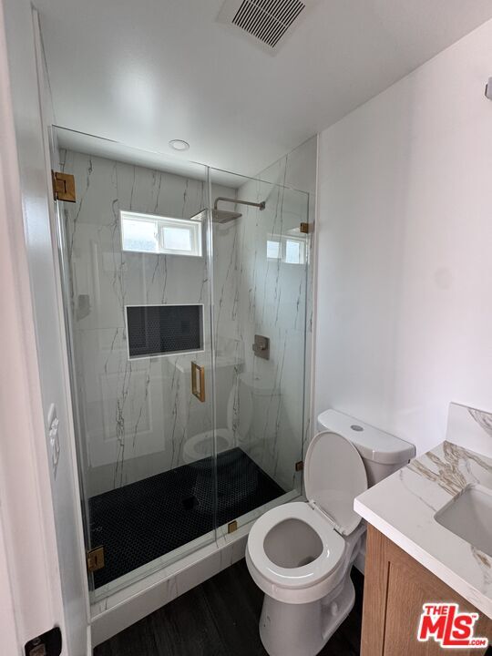 Building Photo - 9506 San Pedro St