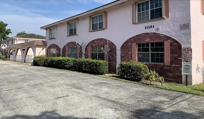 Building Photo - 11131 Royal Palm Blvd