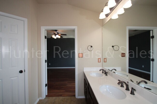 Building Photo - New in Management ! Spacious & Stylish Living in Yowell Ranch - Get 1st month free when you sign ...