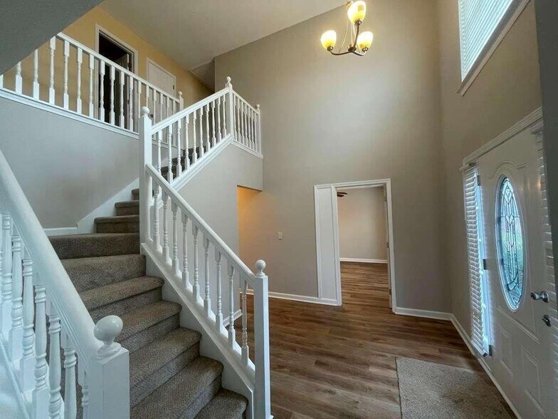 Building Photo - 408 Canoga Ct
