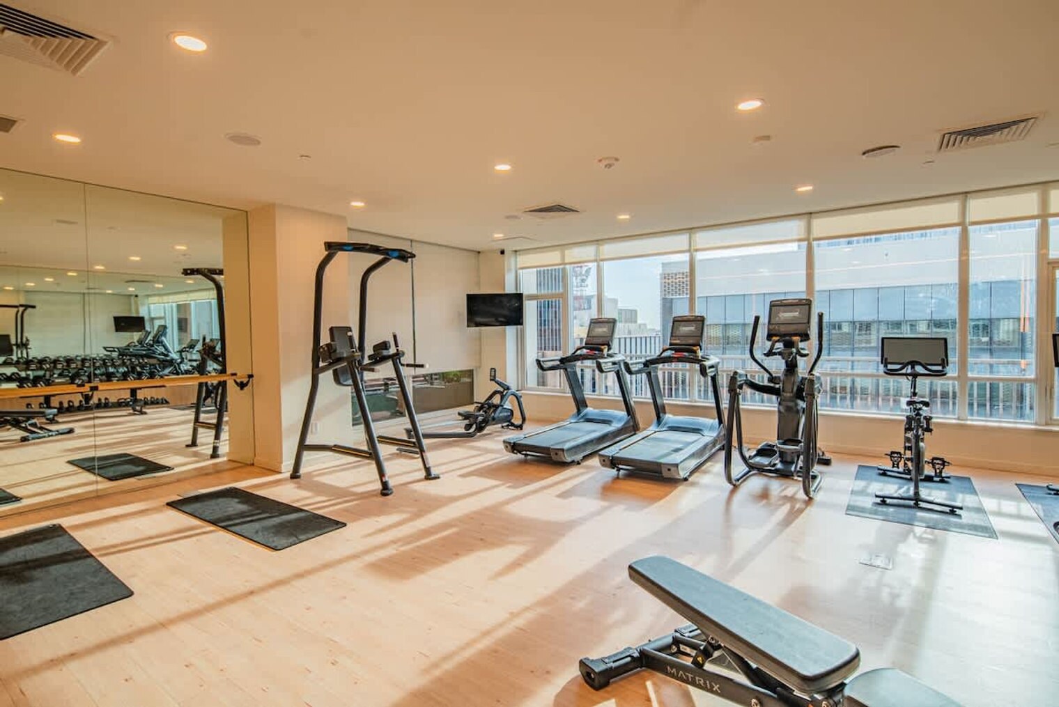 Building Photo - 44 W Monroe St