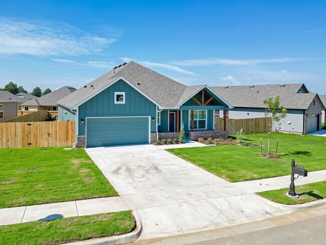 Building Photo - 4/2/2 Dream Home in Owasso!