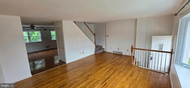 Building Photo - 12518 Fedor Pl