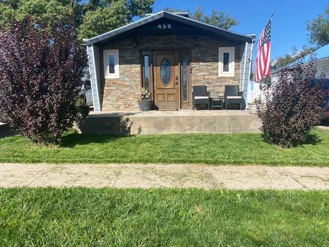 Building Photo - 459 F Ave
