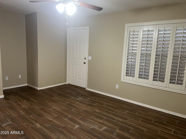 Building Photo - 15032 W Jackpot Way