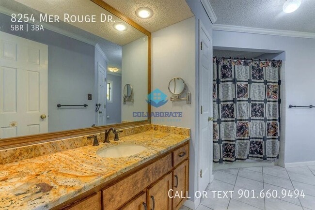 Building Photo - 8254 Mer Rouge Dr