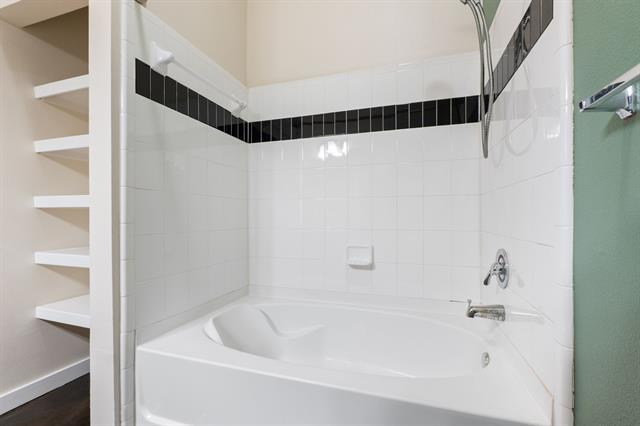 Building Photo - 201 W Lancaster Ave