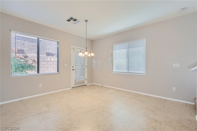 Building Photo - 665 Calamus Palm Pl