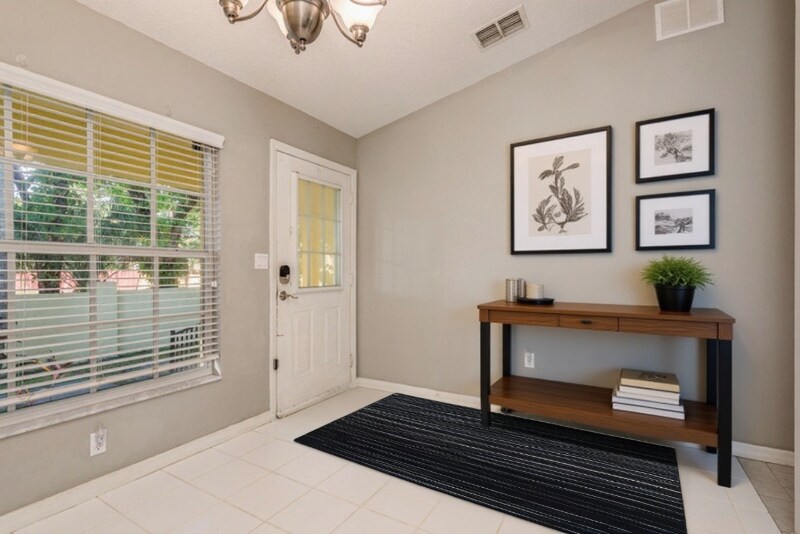 Building Photo - 406 S Bayview Blvd