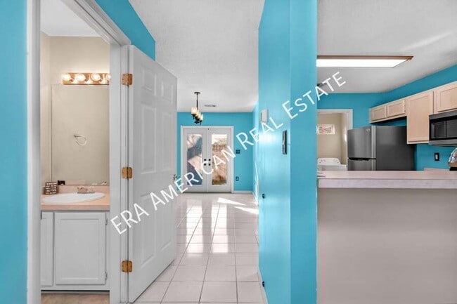 Building Photo - 1810 Pointed Leaf Ln