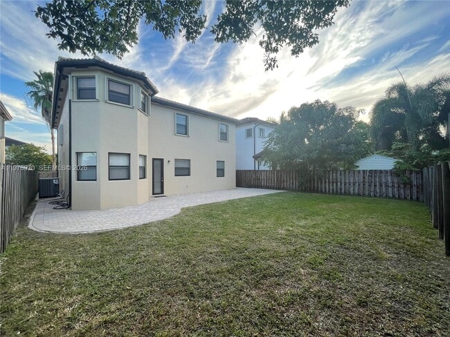 Building Photo - 10417 SW 231st Ter