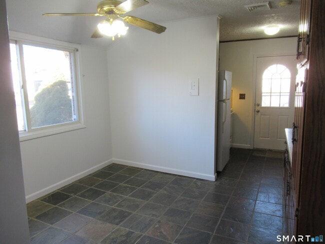 Building Photo - 74 Harvester Rd