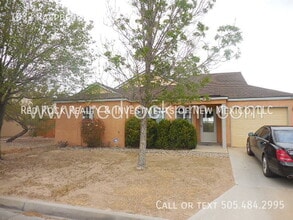 Building Photo - 1932 Raspberry Dr NE