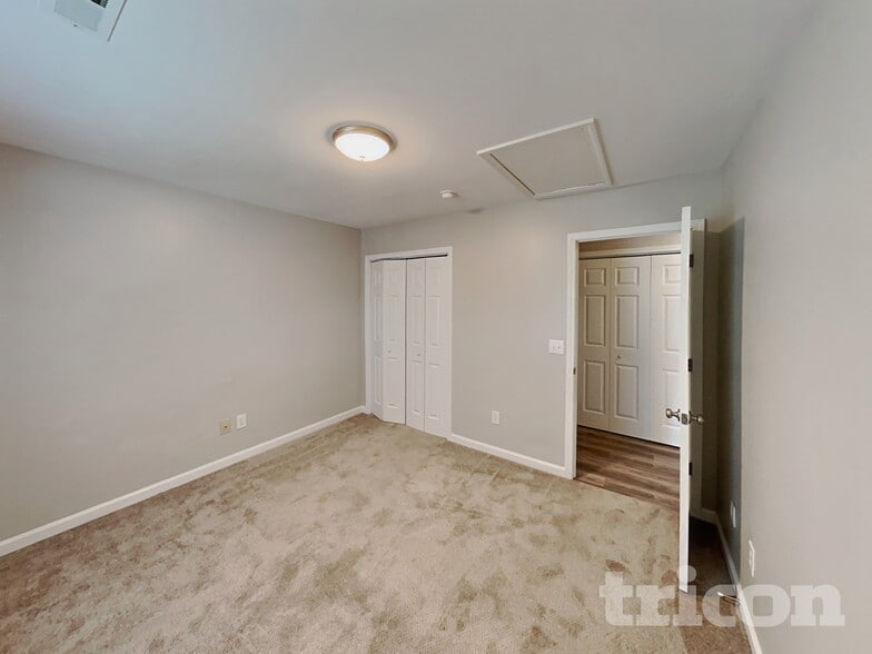 Building Photo - 3871 Range Crest Ct