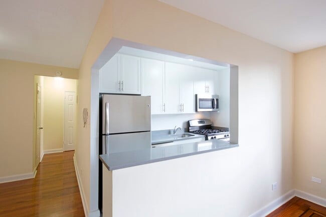 Building Photo - 410 Avenue X