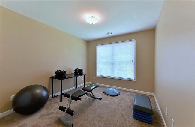 Building Photo - 5 Bedroom 3.5 Bathroom House in Douglasville GA