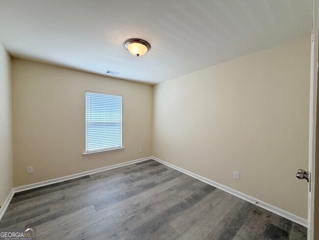 Building Photo - 220 Brookhaven Ct