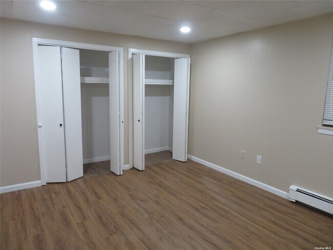 Building Photo - 33 Pine Cone Ln