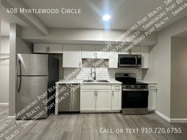 Building Photo - 408 Myrtlewood Cir
