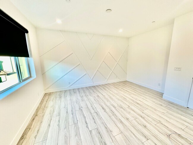 Building Photo - Newly Built 3/2.5 Home in Tesoro Viejo Community