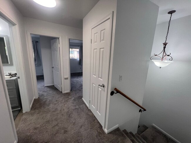 Building Photo - UPDATED 3BR/1.5BA CONDO in ALPINE availabl...